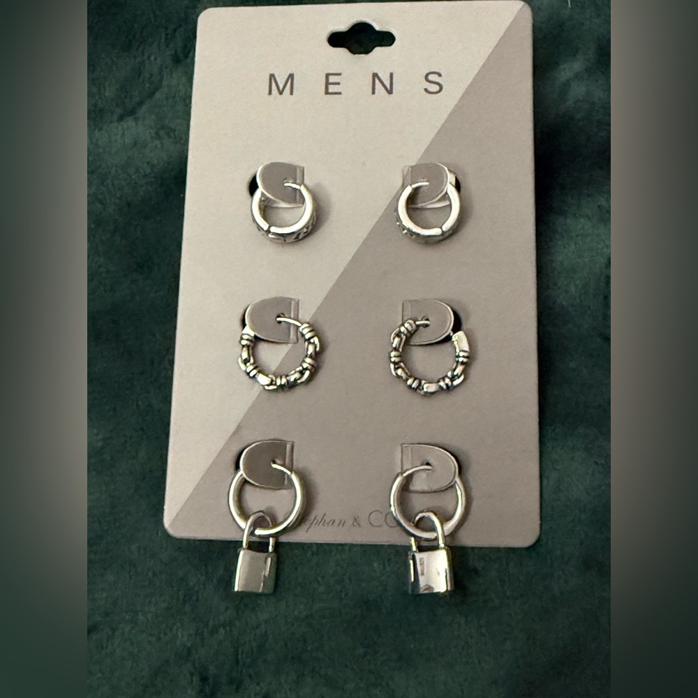 Stephan &co  Hoop and Lock earrings